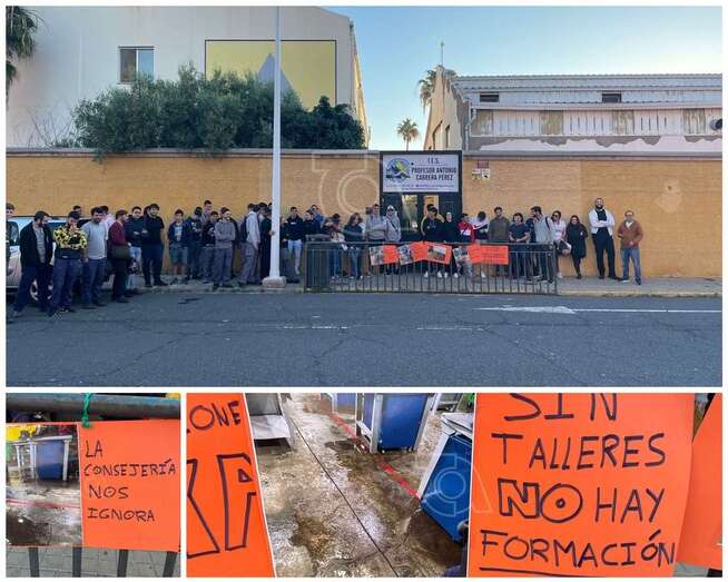 Imagen de la protesta de los alumnos/TA.